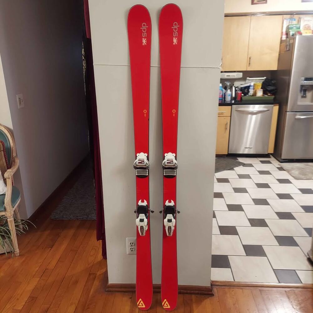 DPS Pure Carbon Nano Cassiar 80 178cm Skis + Marker Griffon 13 Bindings DIN 4-13